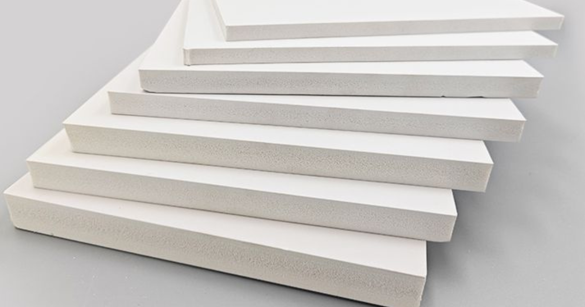 Tủ bếp nhựa Picomat là tấm nhựa đặc