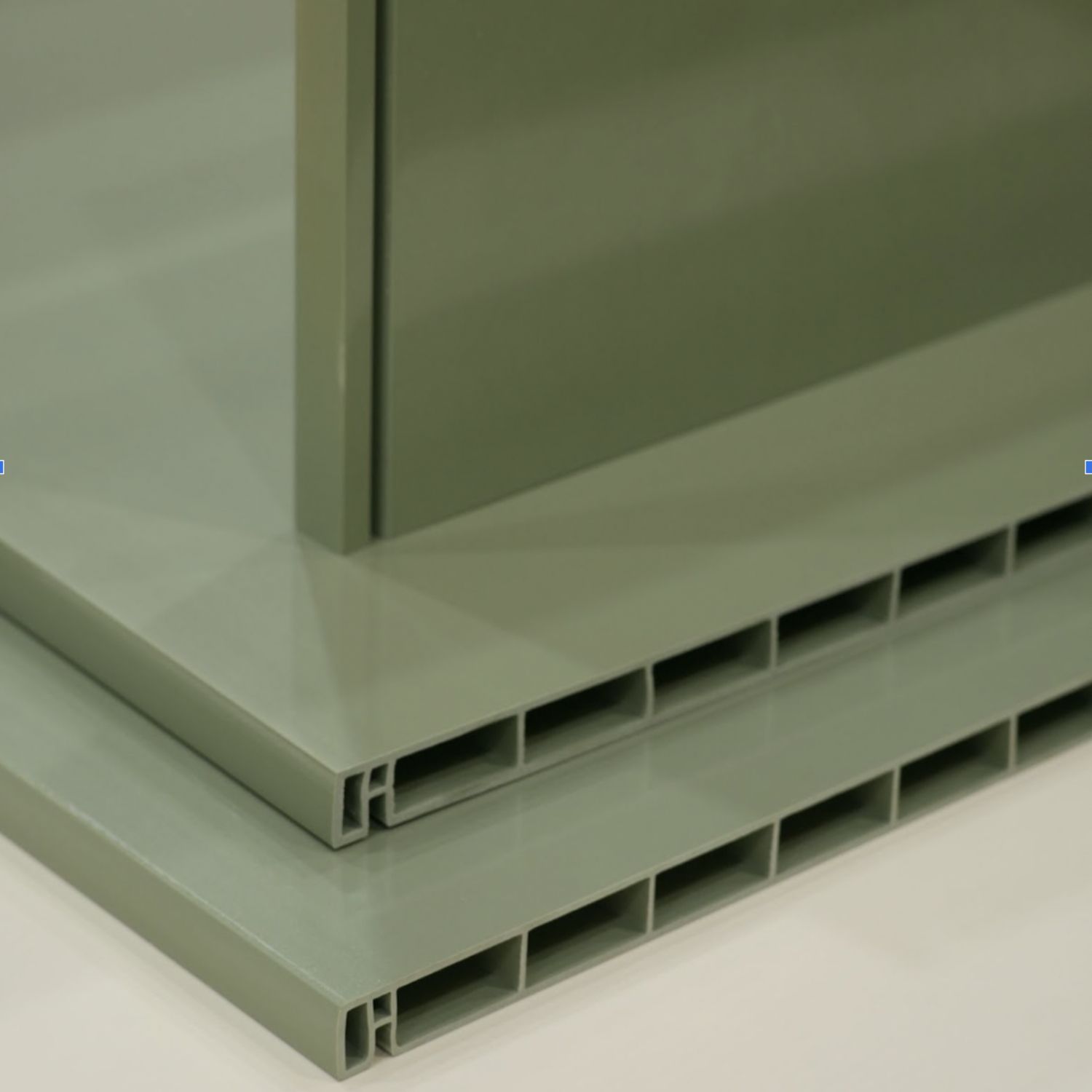 Cùng tìm hiểu các thương hiệu sản xuất tấm nhựa nội thất uy tín nhất 2026