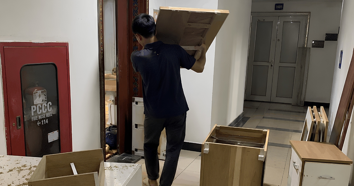 Khi nội thất đã xuống cấp, đâu là thời điểm nên cải tạo? Tìm hiểu những trường hợp có thể cân nhắc tấm nhựa VF.